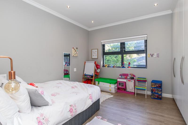 To Let 3 Bedroom Property for Rent in Constantia Western Cape